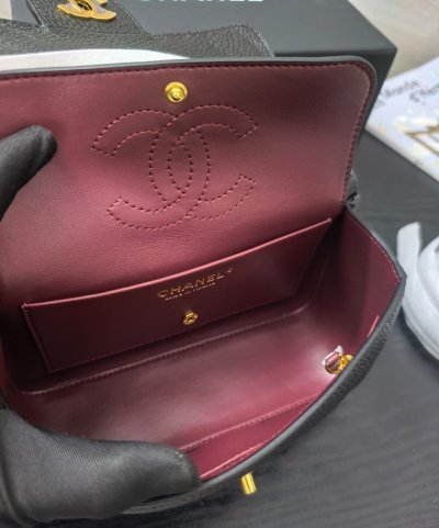 26B Maxi Mini 荔枝紋黑金口蓋包